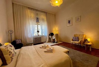 Apartament cu 3 camere decomandat în Central - 1