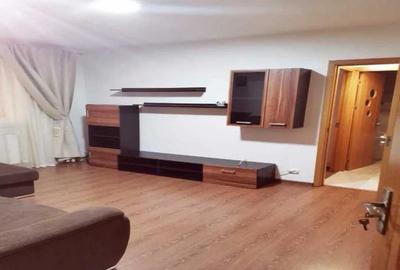 Apartament 2 Camere Tractorul