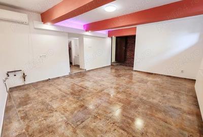 PF, vand acest apartament generos in Piata Mihai Viteazu - 5