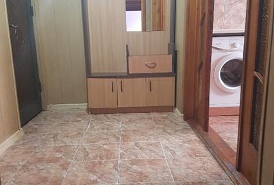 Apartament doua camere mobilat etaj 1 bucatarie mare Cornisa Scoala 10 - 34