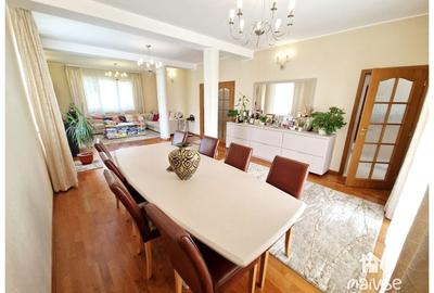 Vila superba cu garaj, teren 1500 mp - 1