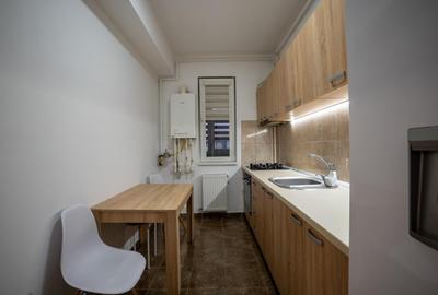 Apartament cu 2 camere decomandat în Titan - 14