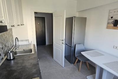 Apartament cu 2 camere semidecomandat în Crângași