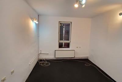 Casă cu 3 camere cu Teren 250 Mp în Păulești - 3