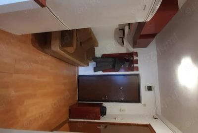 Garsonieră decomandată în Mănăștur - 2
