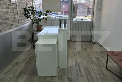 Spațiu comercial, de 73 mp, în Central - 8