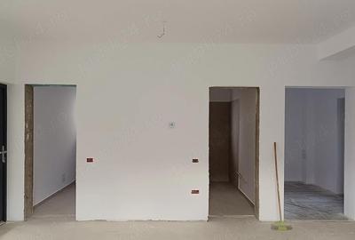 Casă cu Teren 500 Mp în Cornu - 4