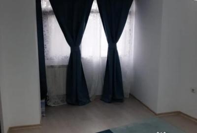 Apartament cu 3 camere semidecomandat în Gării - 6