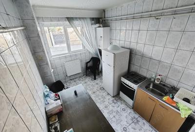 Apartament spatios de inchiriat Galati 84mp 3 camere parter Palatul Navigatiei - PARTICULAR - 7