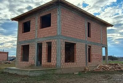 Casă cu Teren 470 Mp în Cihei - 10