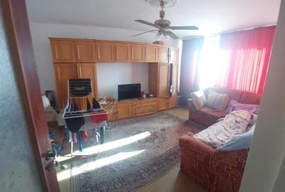 Apartament cu 2 camere decomandat, mobilat în Ghencea