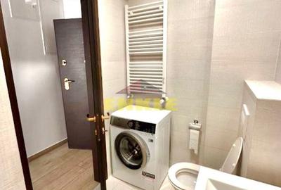 Garsonieră decomandată în Central - 7