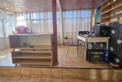 Spațiu comercial, de 50 mp, în Decebal - 4