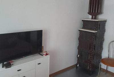 Casă cu Teren 2200 Mp în Cândești - 2