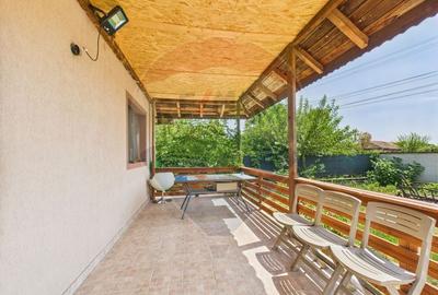 Hala, teren 5000 mp si casa in Potlogi- 38 km pana in Bucuresti - 24