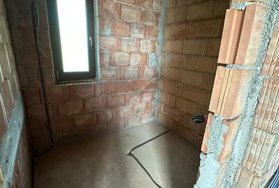 Casă individuală cu 4 camere cu Canalizare în Valea Adâncă - 13