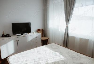 Apartament cu 3 camere semidecomandat în Micro 16 - 1