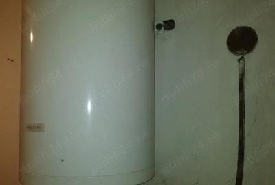 Casă cu 3 camere cu Teren 1960 Mp în Central - 1