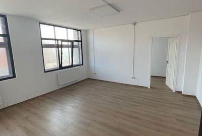 Spațiu comercial, de 60 mp, în Obor - 3