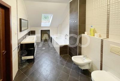 De vanzare casa individuala cu teren de 1012 mp situata in Gheorgheni - 12