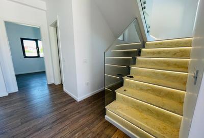 Casă cu 4 camere cu Teren 450 Mp în Domnești - 10