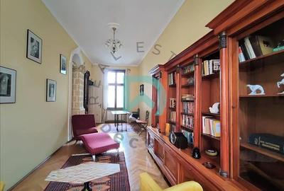 Casă cu 17 camere cu Canalizare în Centrul Istoric - 4