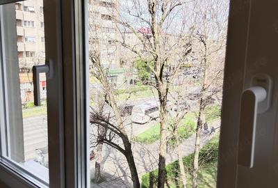 Apartament cu 3 camere semidecomandat în Central - 10