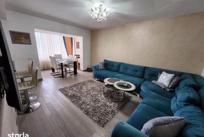 Apartament cu 4 camere în Cetate