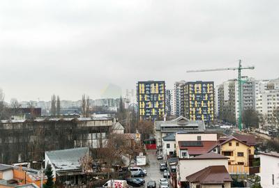 Apartament cu 4 camere decomandat în Chișinau - 4