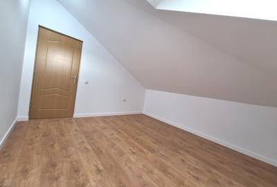 Apartament cu 4 camere semidecomandat în Florești - 5