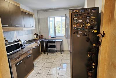 Apartament 3 camere, mobilat și parțial utilat, grad seismic 1, Nord - 4