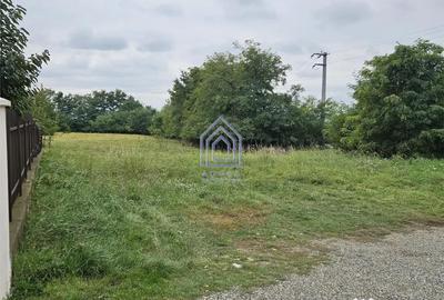 Teren de 723 mp, în Moara - 3