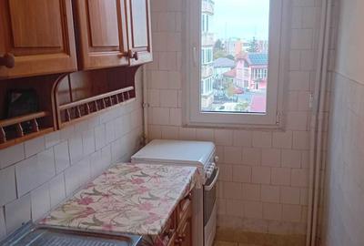 Apartament cu 3 camere semidecomandat în Central - 2