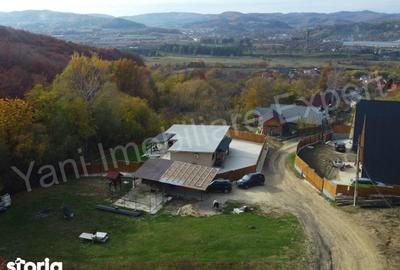 Casă cu 3 camere cu Teren 900 Mp în Central - 11