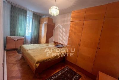 Apartament cu 2 camere,semidecomandat, etajul 1,centrala, zona Sagului - 3