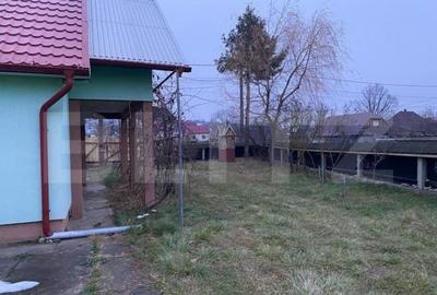 Casă cu 5 camere cu Teren 1700 Mp în Horodnic - 9