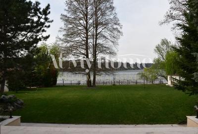 Vila unica pe malul Lacului Snagov, piscina si garaj ambarcatiuni, teren 1750 mp - 16