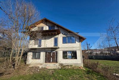 Casa de vanzare - 270 mp Viforata, 3 km de Targoviste - 12