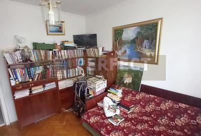 Apartament cu 2 camere decomandat în Ultracentral