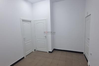 Casă individuală cu 8 camere cu Canalizare în Colentina - 21