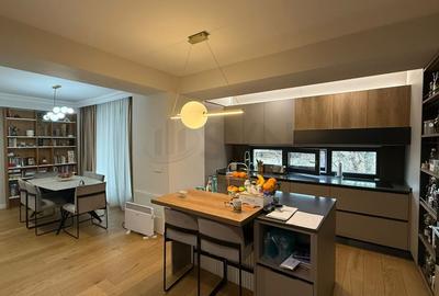 Casă individuală cu 12 camere cu Canalizare în Cotroceni - 4