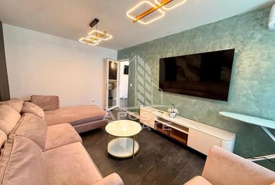 Apartament cu 3 camere decomandat în Aradului