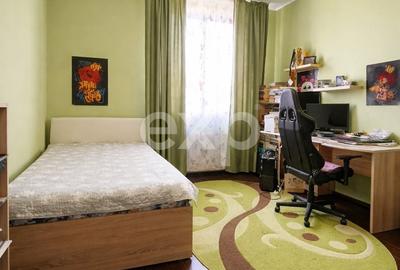 Apartament cu 3 camere decomandat în Găvana