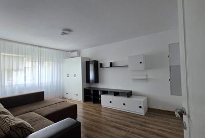 Apartament cu 2 camere decomandat, mobilat în Soarelui