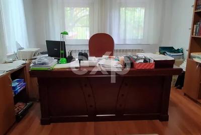 Casă cu 9 camere cu Teren 2000 Mp în Breazu