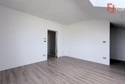 Casă cu 4 camere cu Teren 290 Mp în Moșnița Nouă