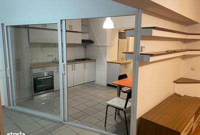 Apartament cu 3 camere semidecomandat, mobilat în Tineretului