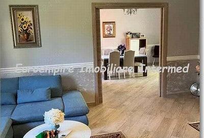 Vila 4 camere de inchiriat FALEZA NORD - 6