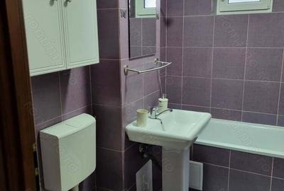 Apartament cu 2 camere semidecomandat în Central - 1