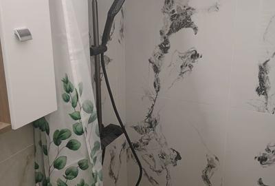 Garsonieră decomandată în Central - 2